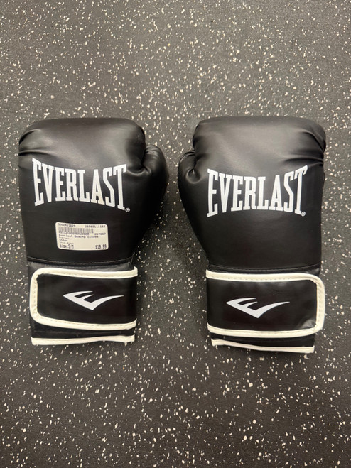 Vist Large View of Product Image Which is Used Everlast Boxing Gloves Black S/M