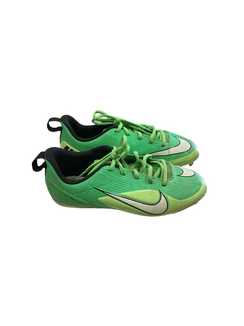Vist Large View of Product Image Which is Used Nike HURACHE Soccer Cleats Kelly green Senior 5.5