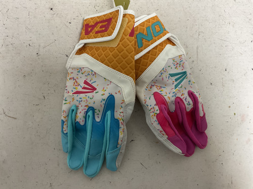 Vist Large View of Product Image Which is Used Easton Walk-Off Sugar Rush BB/SB Batting Gloves White MD