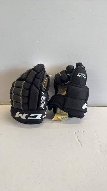 Vist Large View of Product Image Which is Used CCM YOUNG GUNS GLOVES Youth Gloves None 9"