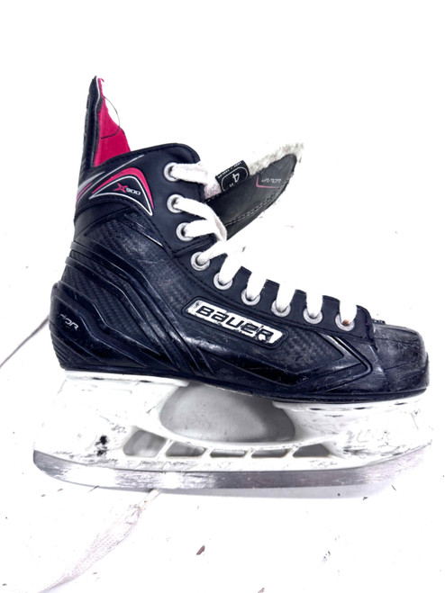 Vist Large View of Product Image Which is Used Bauer X300 Intermediate Hockey Skate Intermediate 4.0