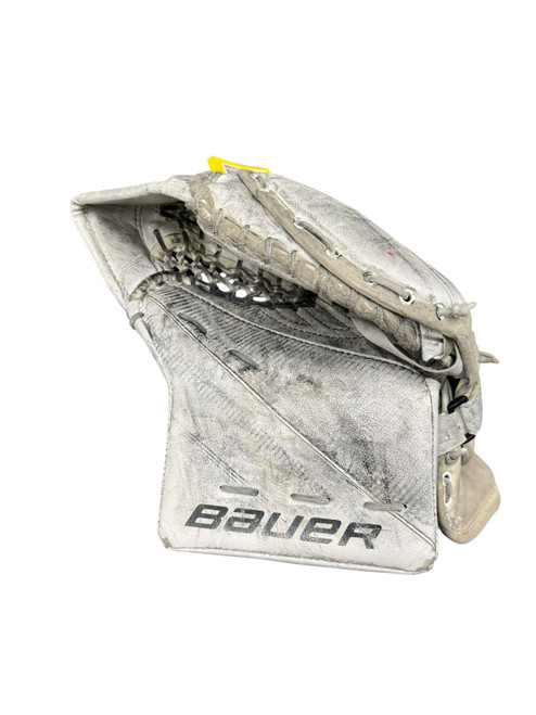 Vist Large View of Product Image Which is Used Bauer S27 Junior Goalie Catcher White