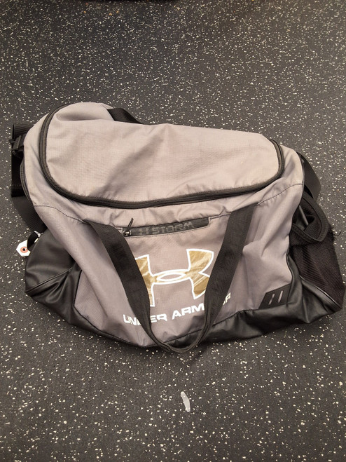 Vist Large View of Product Image Which is Used Under Armour Player Carry Bag Grey