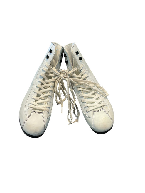 Vist Large View of Product Image Which is Used Lake Placid FIRECAT WomensFigure Skate White Senior 9