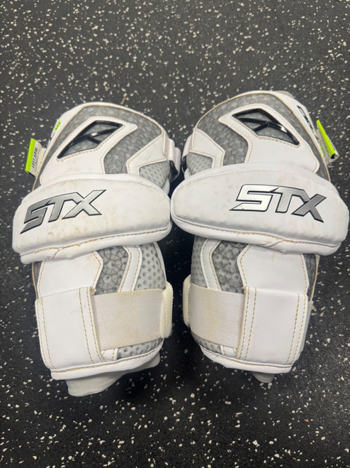 Vist Large View of Product Image Which is Used STX CELL VI Lacrosse Arm Pads/Guards White MD