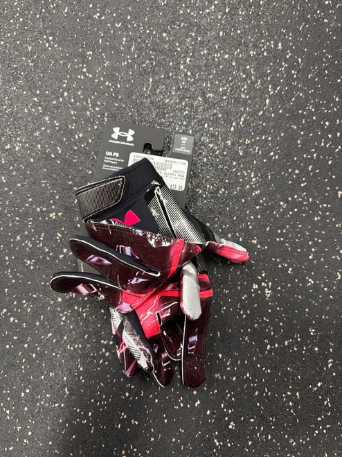 Vist Large View of Product Image Which is Used Under Armour F8 GLOVES NEW FB Gloves Black And Pink MD