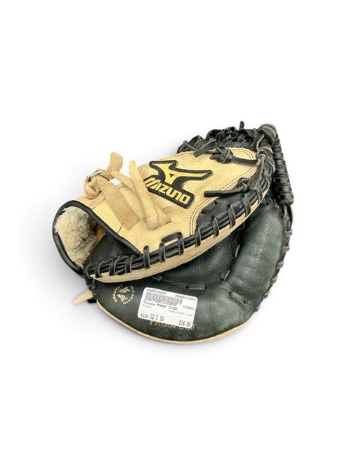 Vist Large View of Product Image Which is Used Mizuno POWER CLOSE BB/SB Catchers RH Throw None 32 1/2"