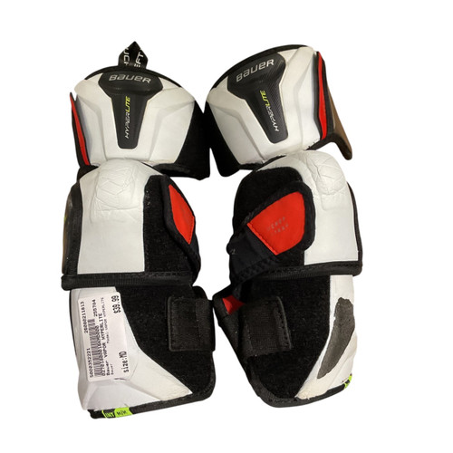 Vist Large View of Product Image Which is Used Bauer VAPOR HYPERLITE Intermediate Elbow Pads MD