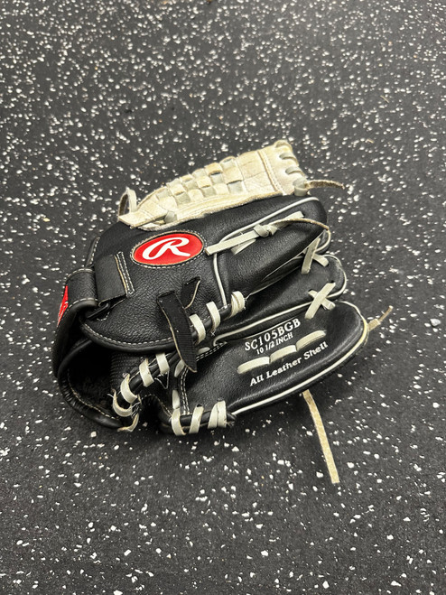 Vist Large View of Product Image Which is Used Rawlings SC105BGB BB/SB Glove RH Throw Black And Grey 10 1/2"