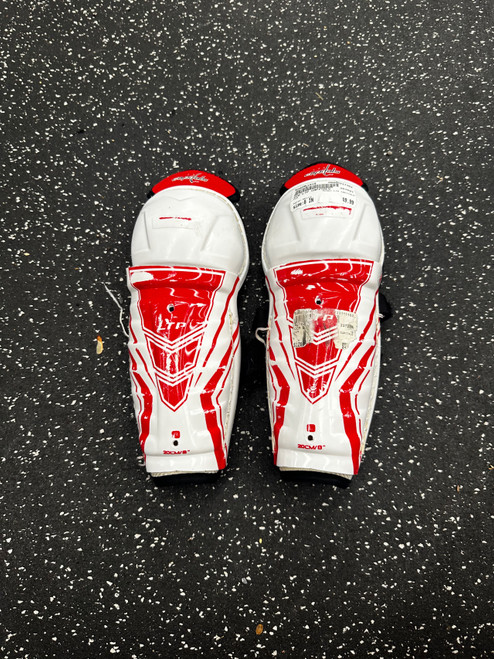 Vist Large View of Product Image Which is Used CCM LTP CAPITALS Youth Shin Guards White 8"