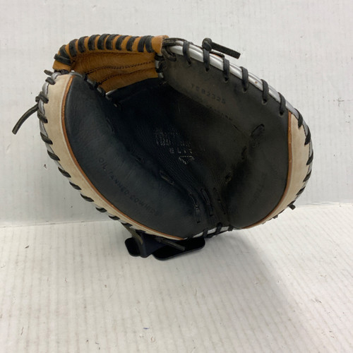 Vist Large View of Product Image Which is Used Easton TEB2325 BB/SB Catchers RH Throw Black 32 1/2"