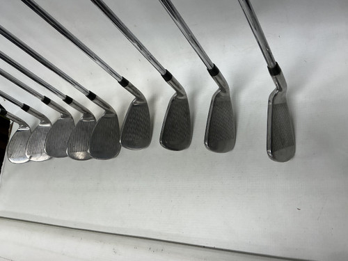 Vist Large View of Product Image Which is Used Adams Golf TIGHT LIES UC 10 Mens Iron Set RH 3I-SW