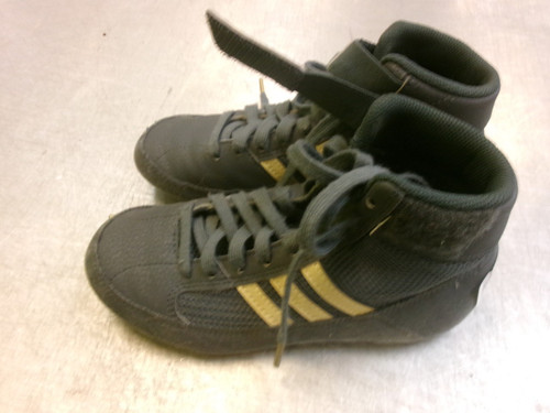 Vist Large View of Product Image Which is Used Adidas Wrestling Shoes Black Junior 01