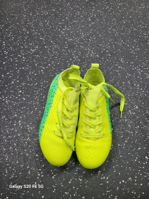 Vist Large View of Product Image Which is Used Dsg Soccer Cleats Yellow Junior 01