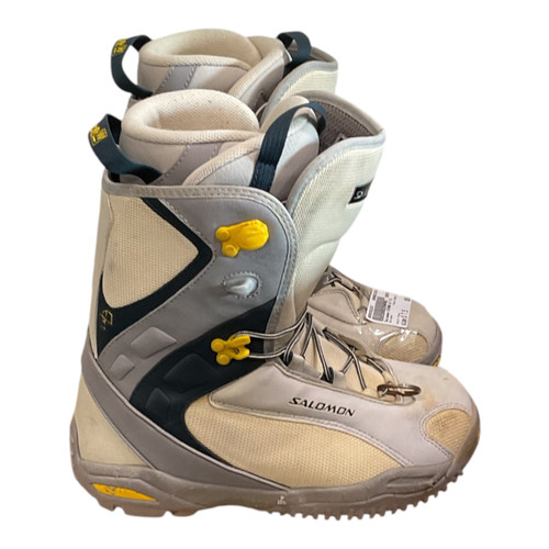 Vist Large View of Product Image Which is Used Salomon KIANA W 7.5 Womens Snowboard Boots Grey Senior 7.5