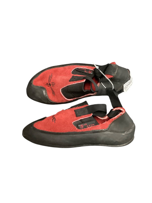 Vist Large View of Product Image Which is Used Climbing Shoes Junior 04.5