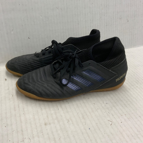 Vist Large View of Product Image Which is Used Adidas Soccer Indoor Shoes Black Junior 05.5