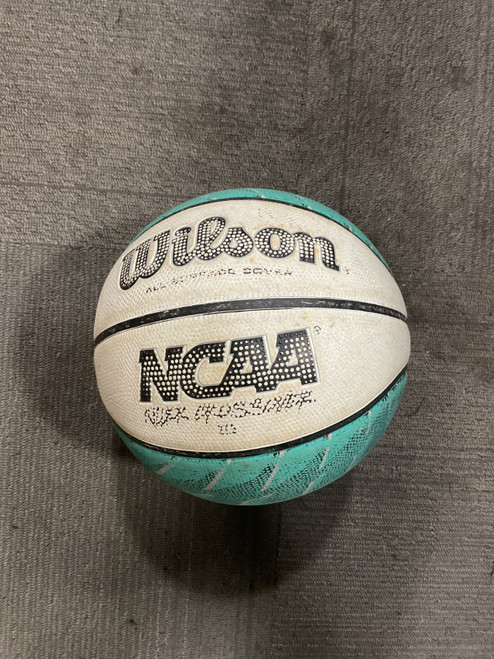 Vist Large View of Product Image Which is Used Wilson NCAA KILLER CROSSOVER Basketball Youth Outdoor 27 1/2"