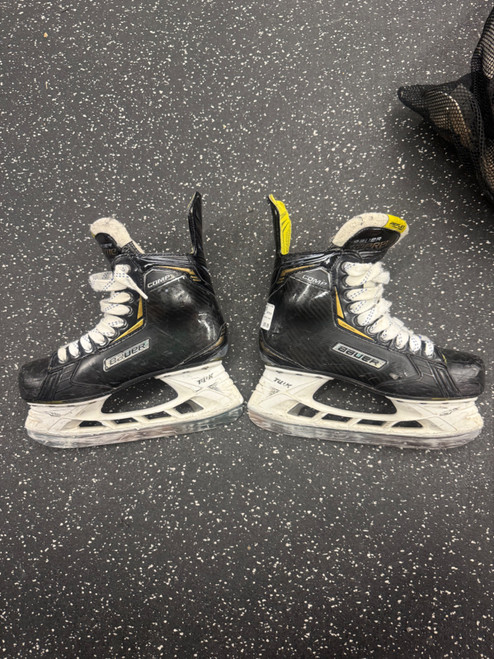 Vist Large View of Product Image Which is Used Bauer SUPREME COMP Senior Hockey Skate Senior 6