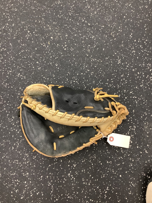 Vist Large View of Product Image Which is Used Rawlings GGECM325B BB/SB Catchers RH Throw Black 32 1/2"