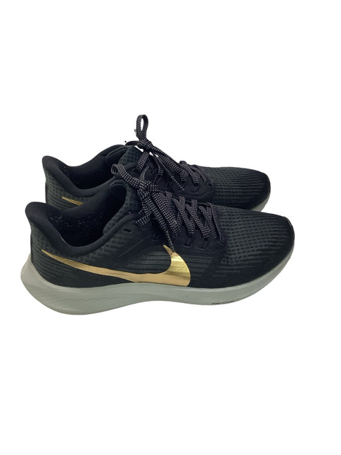 Vist Large View of Product Image Which is Used Nike Running/X-Train Shoes M Senior 8.5