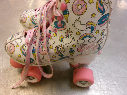 Vist Large View of Product Image Which is Used ROLLN GIRL Junior Roller Quad Skates White Junior 03