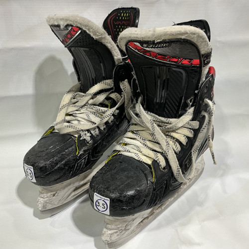 Vist Large View of Product Image Which is Used Bauer VAPOR 2X Intermediate Hockey Skate Intermediate 3.5