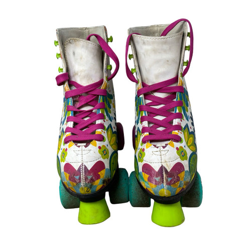 Vist Large View of Product Image Which is Used QUAD SKATES Junior Rec Fitness Skates White Junior 05.5