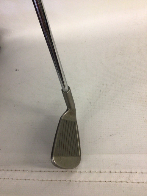 Vist Large View of Product Image Which is Used Ping I10 Mens Individual Iron RH 7 Iron
