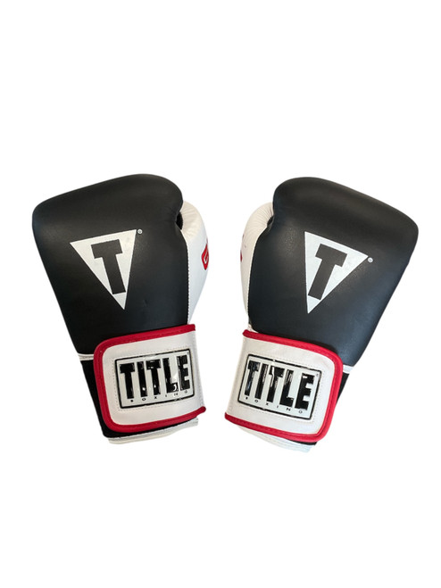 Vist Large View of Product Image Which is Used Title Boxing GEL BOXING GLOVE Boxing Gloves Black Senior