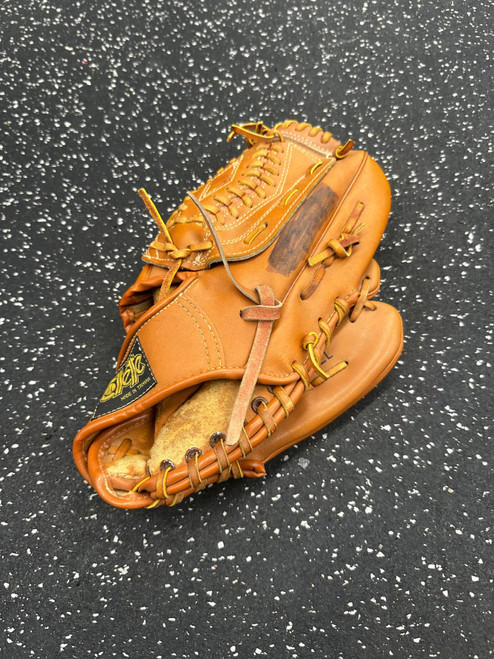 Vist Large View of Product Image Which is Used COLLETTE BB/SB Glove RH Throw Brown 12"