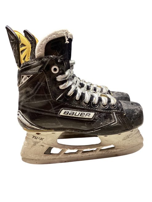 Vist Large View of Product Image Which is Used Bauer S180 Junior Hockey Skate Junior 03.5