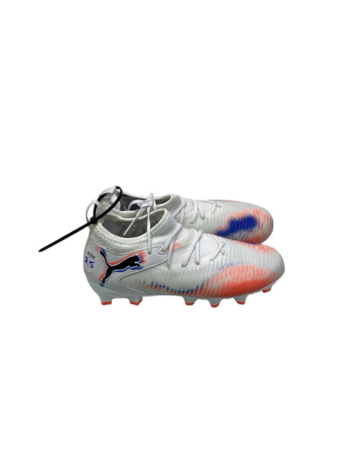 Vist Large View of Product Image Which is Used Puma Soccer Cleats White Junior 02.5