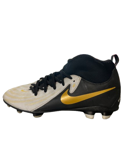 Vist Large View of Product Image Which is Used Nike PHANTOM LUNA JNR 6.0 Soccer Cleats Black And White Junior 01.5