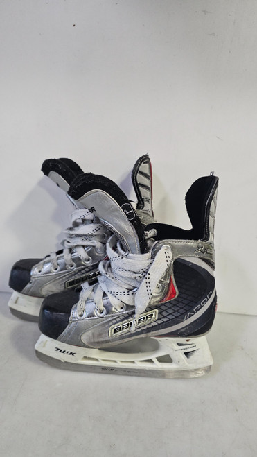 Vist Large View of Product Image Which is Used Bauer VAP X20 Junior Hockey Skate Junior 01