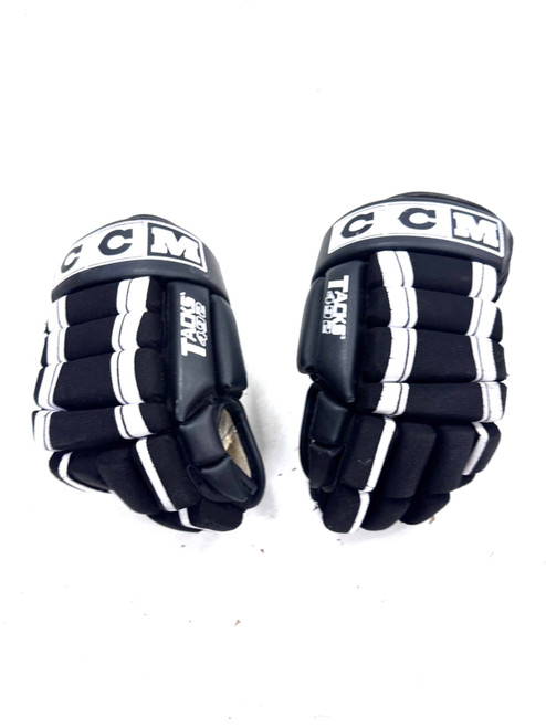 Vist Large View of Product Image Which is Used CCM TACKS 492 Junior Gloves Black 11"