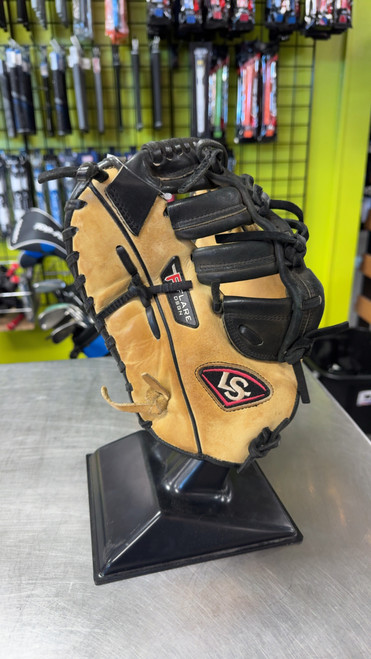 Vist Large View of Product Image Which is Used Louisville Slugger FLARE BB/SB First Base LH Throw Tan 13"