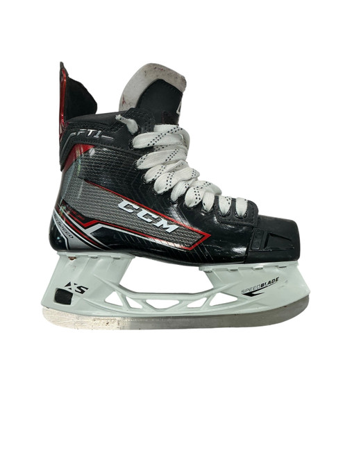 Vist Large View of Product Image Which is Used CCM JETSPEED FT1 LITEFRAME 360 Junior Hockey Skate Junior 04