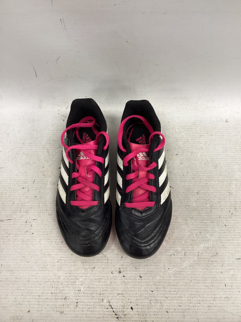 Vist Large View of Product Image Which is Used Adidas ADIDAS CLEATS Soccer Cleats Black And Pink Junior 01
