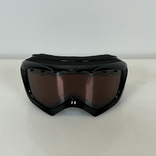 Vist Large View of Product Image Which is Used Giro Snow Goggles Yth