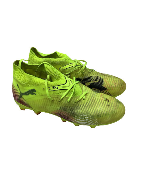 Vist Large View of Product Image Which is Used Puma Soccer Cleats Yellow Junior 05.5