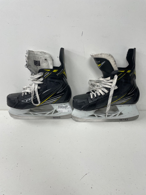 Vist Large View of Product Image Which is Used CCM TACKS 2092 Intermediate Hockey Skate Intermediate 4.0