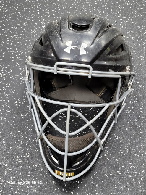 Vist Large View of Product Image Which is Used Under Armour UAHG2-AVS   7-7 1/2 Catchers Helmet w/Mask Black LG