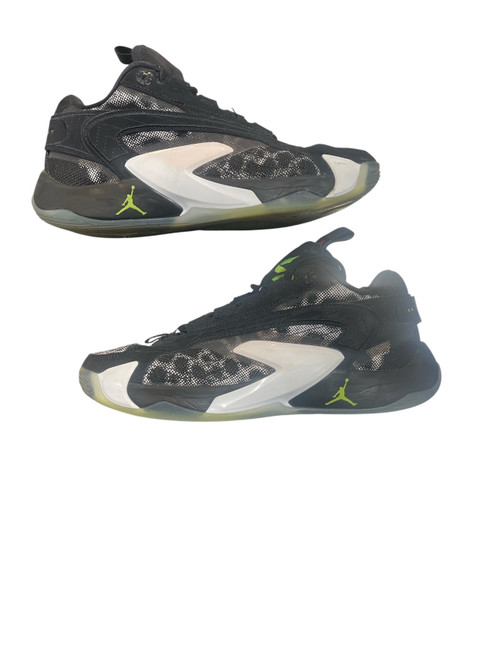 Vist Large View of Product Image Which is Used Nike Basketball Shoes M Black Senior 6.5