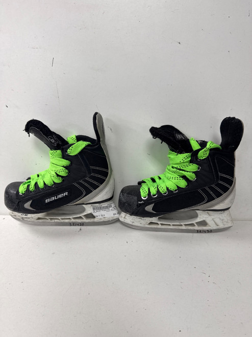Vist Large View of Product Image Which is Used Bauer FLEXLITE 44 Youth Hockey Skate Youth 13.0