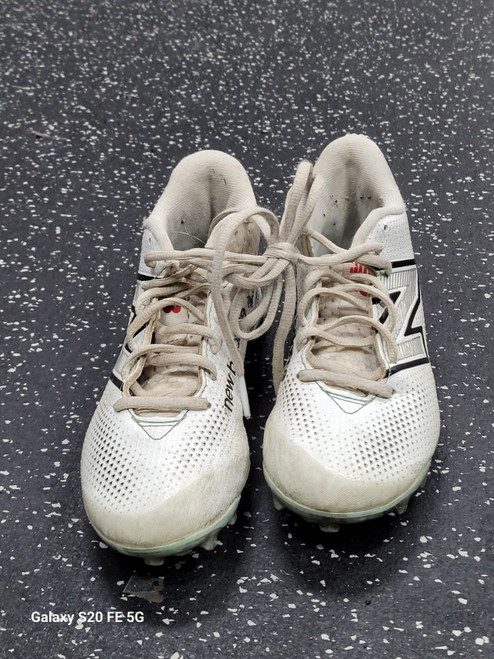 Vist Large View of Product Image Which is Used New Balance LAX Cleats Boys White Junior 02
