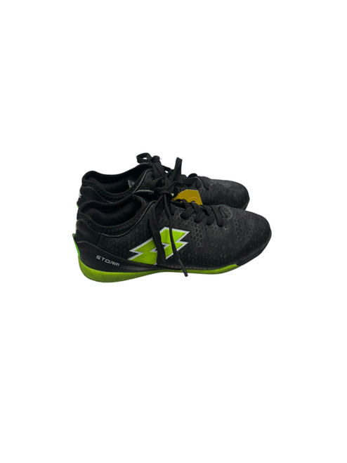 Vist Large View of Product Image Which is Used Lotto STORM Soccer Indoor Shoes Black Junior 01