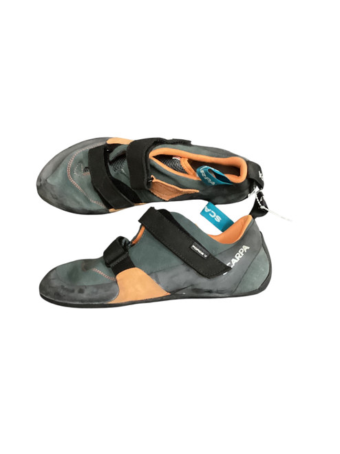 Vist Large View of Product Image Which is Used Scarpa Climbing Shoes Senior 11