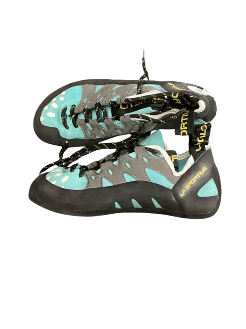 Vist Large View of Product Image Which is Used La Sportiva Climbing Shoes Junior 05