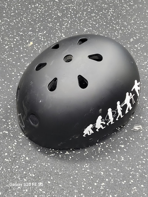 Vist Large View of Product Image Which is Used Pro-Tec Skateboard Helmet Black LG